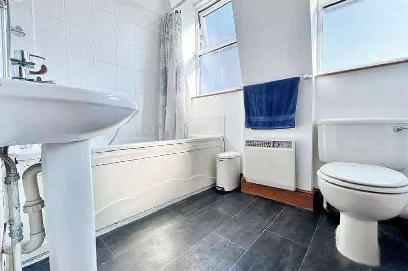 1 Bed Flat for Sale in Poole Old Town