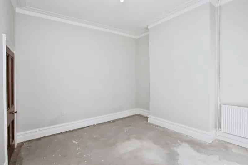 4 bedroom terraced house