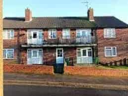 Ground Floor Flat with Wet Room, 2 Double Bedrooms & Garden Access