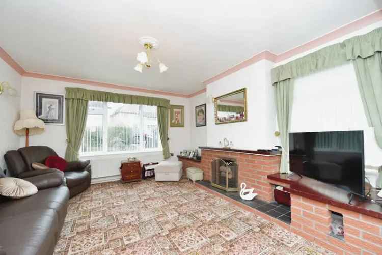 3 Bedroom Detached House for Sale Hasland Derbyshire