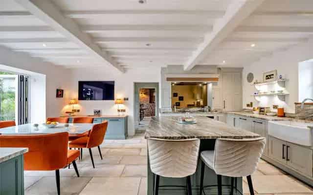 Six Bedroom Barn Conversion Cheshire Impressive Rural Views