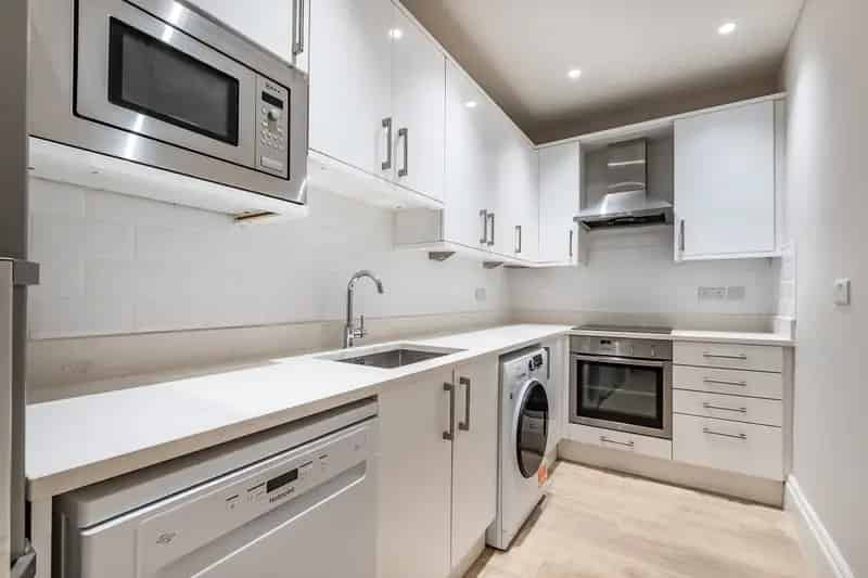 2 Bedroom Apartment Marylebone  Over 1000 Sqft