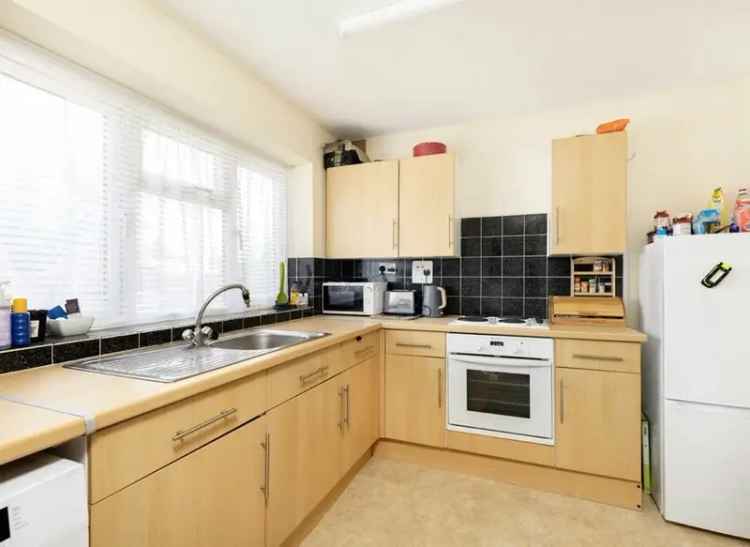 3 Bedroom Maisonette in Sunbury Village - Investment Opportunity