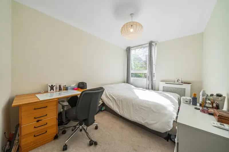 Two Bedroom Apartment near Battersea Park