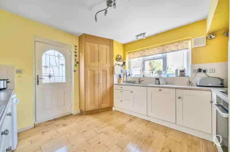 4 Bed Semi-Detached House for Sale in Sittingbourne