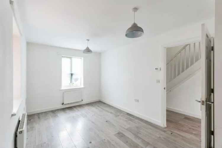 3 Bed Semi Detached House Wellingborough