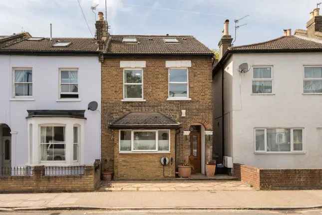 End terrace house for sale in Hartfield Crescent, London SW19