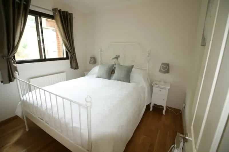 2 bedroom Flat
 To Rent