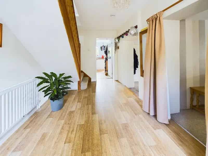 3 Bed House and Barn Conversion For Sale