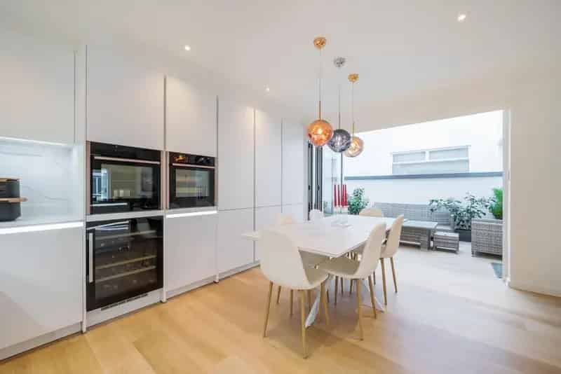 Stunning Mews House in Gloucester Mews West W2