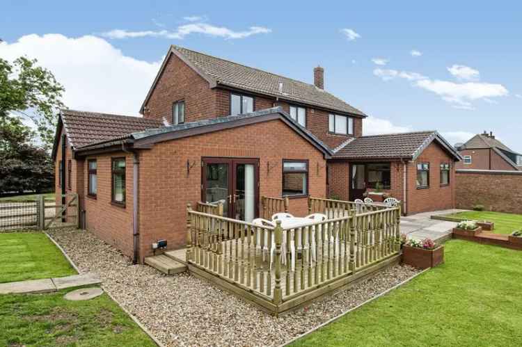 5 Bedroom Detached House with Annexe and 1 Acre Plot