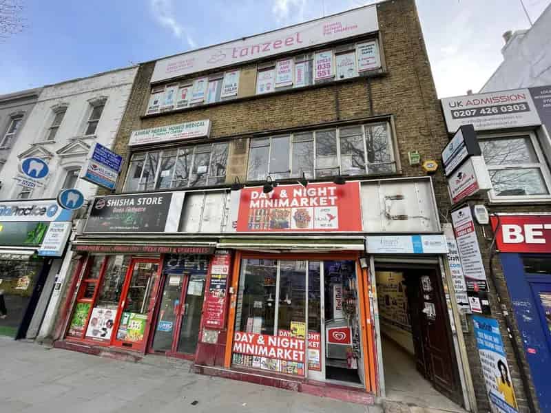 Whitechapel Office Space For Lease - 11 Partitioned Offices