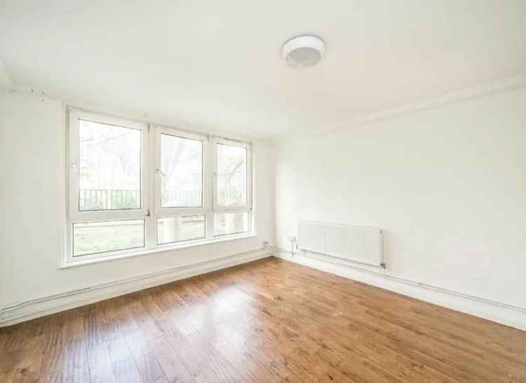 Brixton 2 Bedroom Ground Floor Flat Near Station