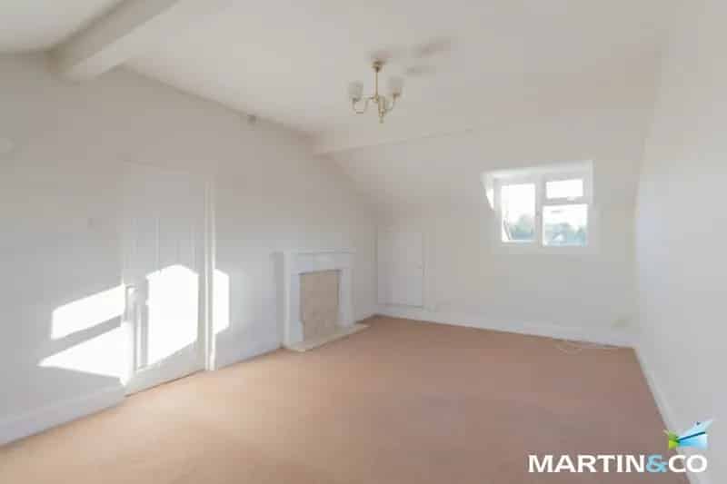 2 Bedroom Flat To Rent Available September 4 2025