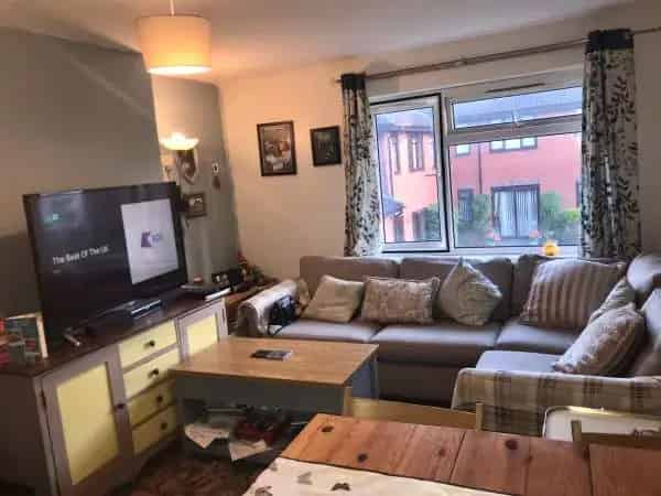 First Floor Flat Near Amenities Off Street Parking