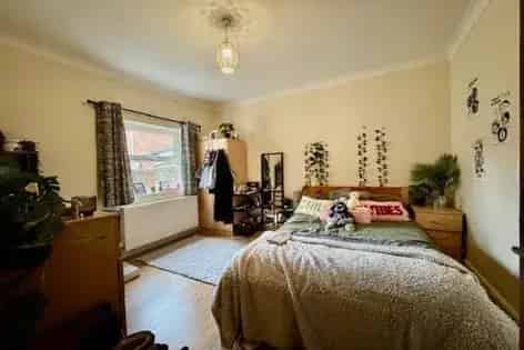 8 Bedroom House Southampton - 77m² - Large Garden - Zero Deposit