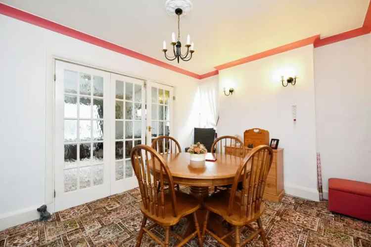 3 Bedroom Detached House for Sale Hasland Derbyshire