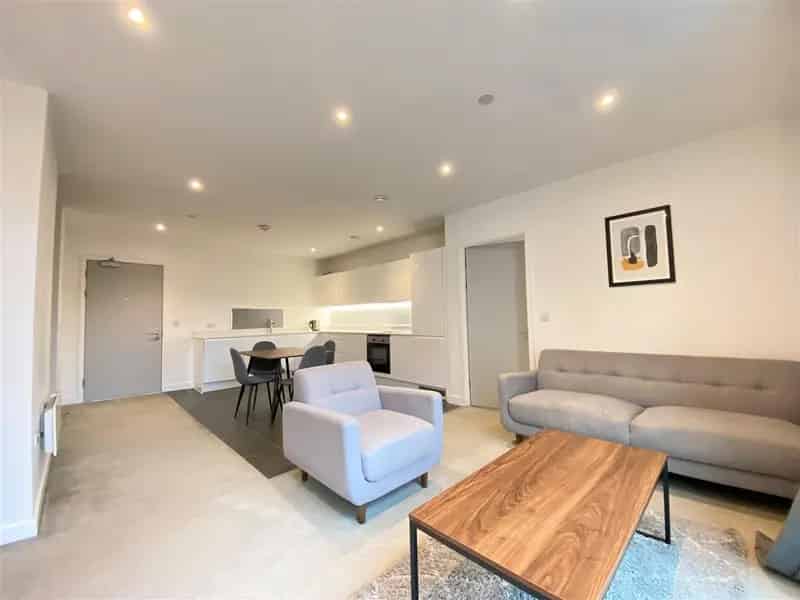 2 Bedroom Apartment Manchester City Centre Young Professionals