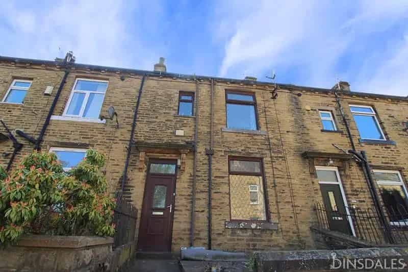 2 Bedroom Terraced House For Sale Clayton BD14