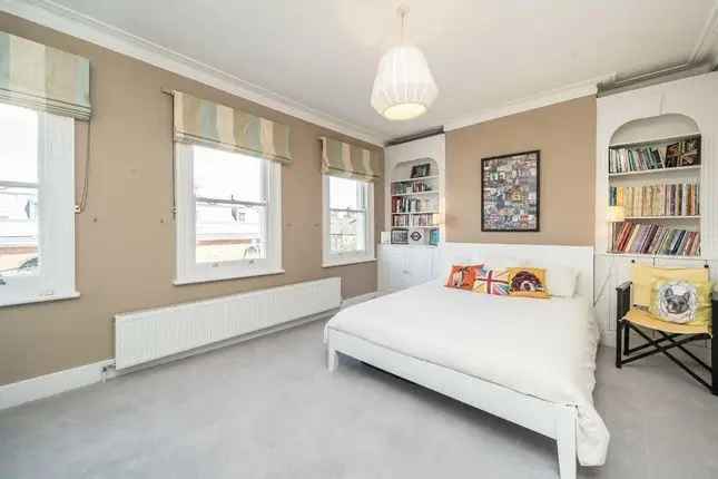 Family Home for Sale in Clapham Junction SW11