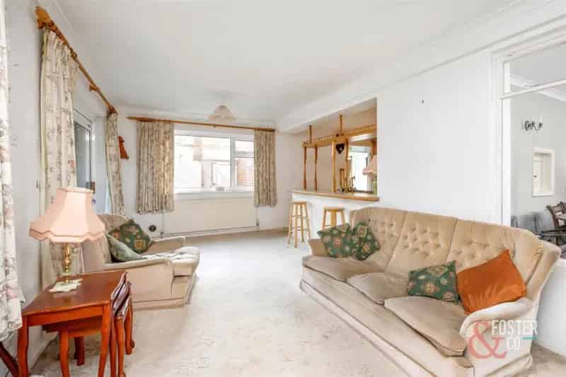 5 Bedroom Detached House for Sale in Rottingdean