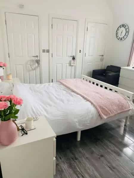 Bexley Village Maisonette - 2 Bedroom 1st Floor Apartment