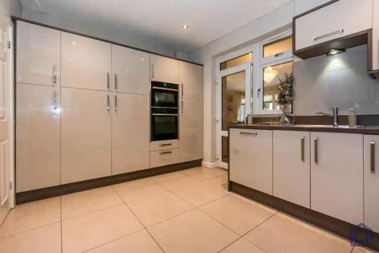 4 bedroom semi-detached house for sale