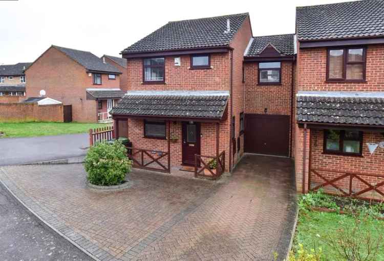 4 bedroom link detached house for sale