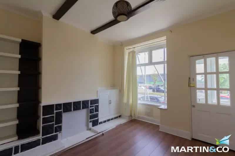 2 Bedroom House To Rent