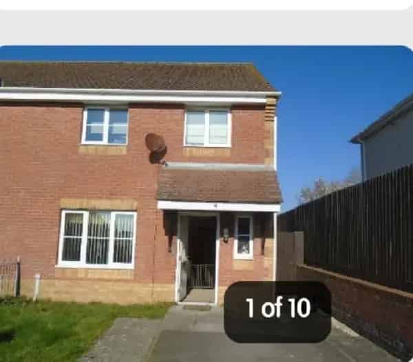 3 Bed Semi Detached House Double Drive Double Glazing