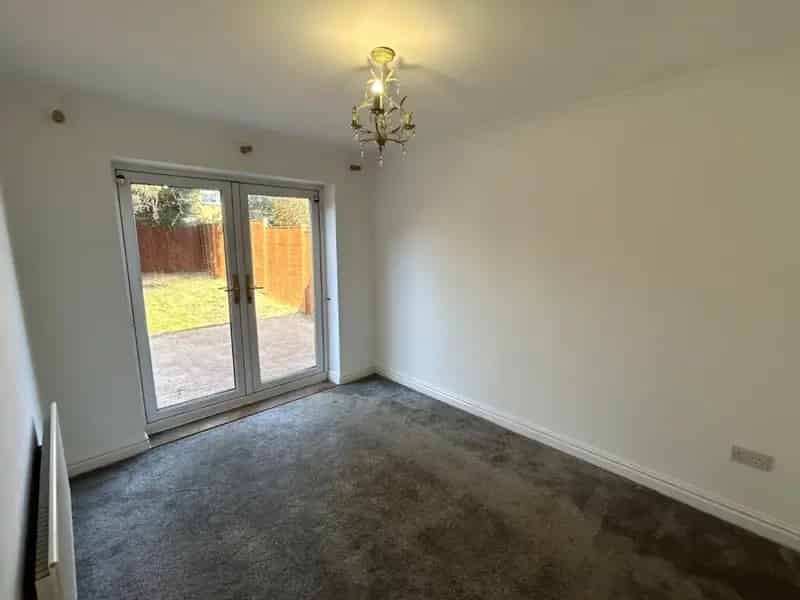 4 Bedroom Detached House Near Sutton Park