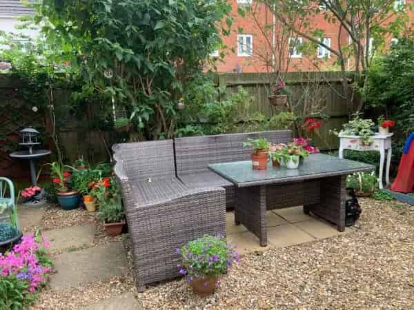2 Bed End Townhouse Near Station Garden Retirement Downsize