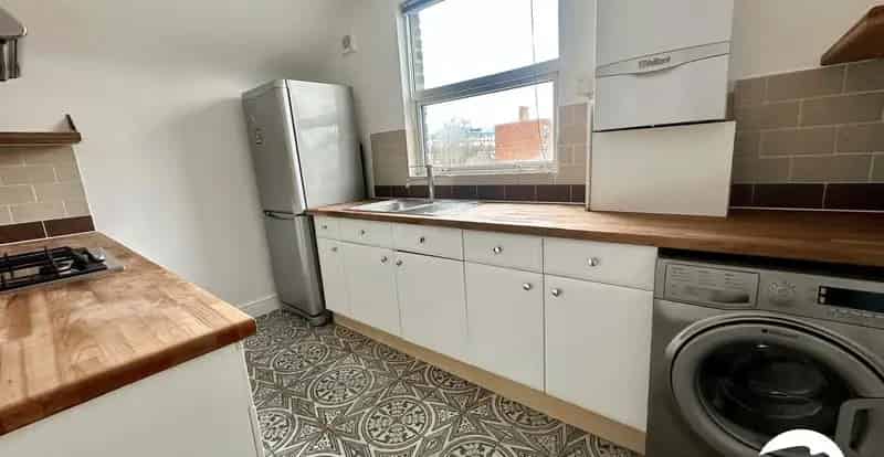 2 bedroom property for sale