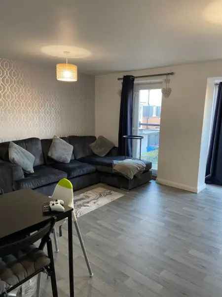 Flat For Rent in Purfleet-on-Thames, England