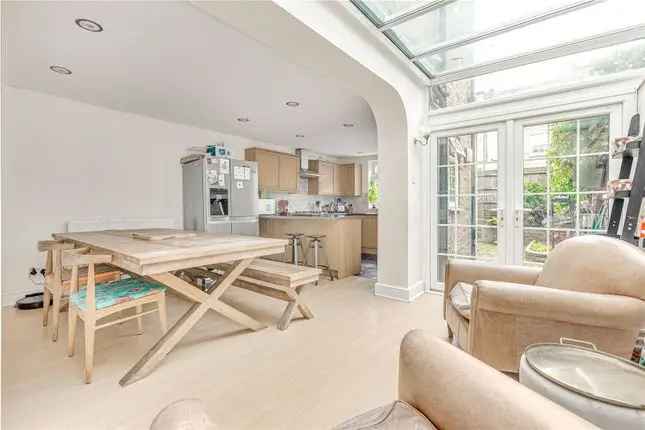 Terraced house to rent in Broughton Road, Fulham SW6