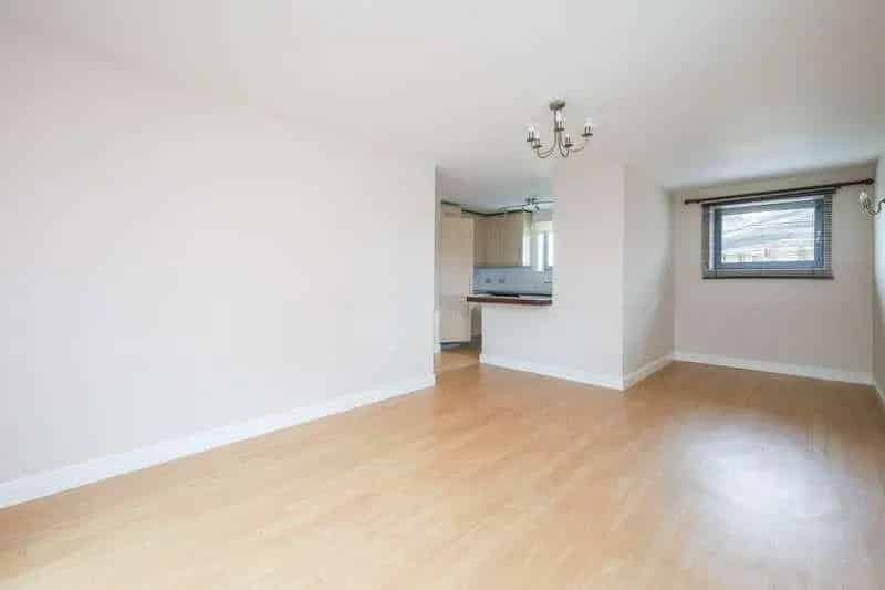 2 Bed Flat for Sale in Southwater