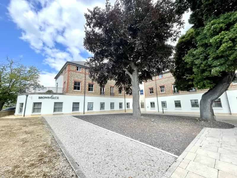 High Spec Office Suites with Parking