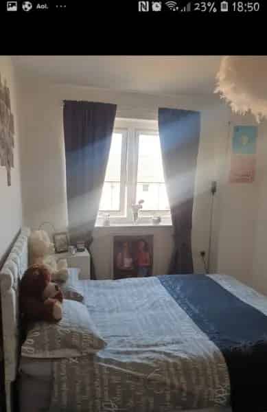 Semi Detached Family Home Near Amenities