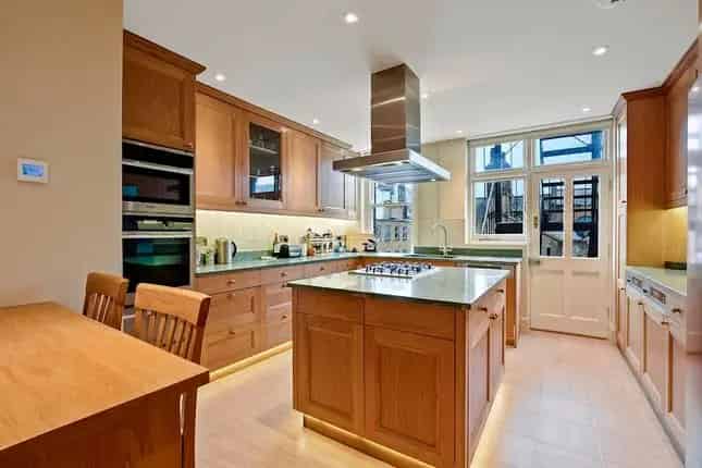 Flat for sale in Weymouth Street, Marylebone Village, London W1G