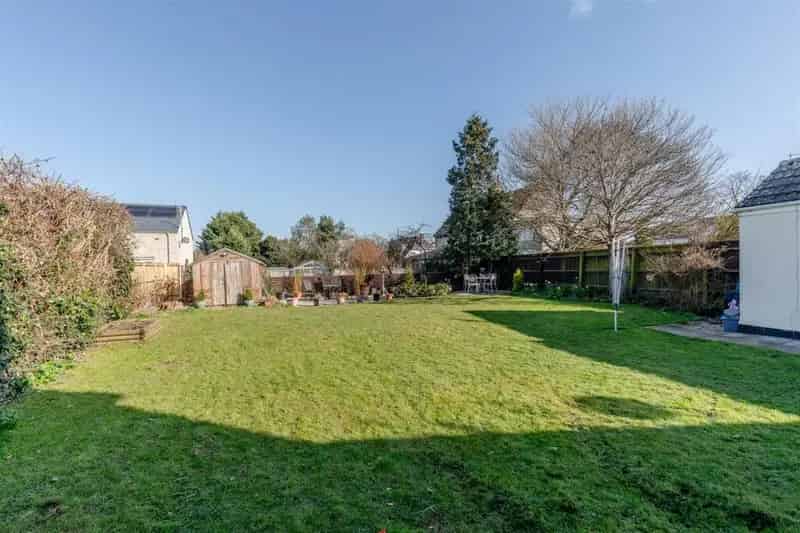 4 Bedroom Detached House for Sale Green Gables