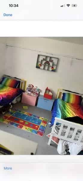 2 Bedroom Flat Near Shops and Schools