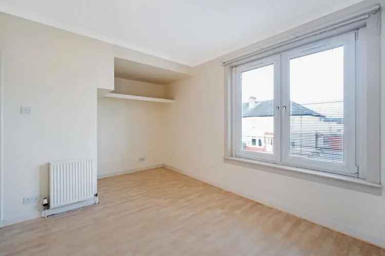 2 Bedroom Apartment to Rent West End