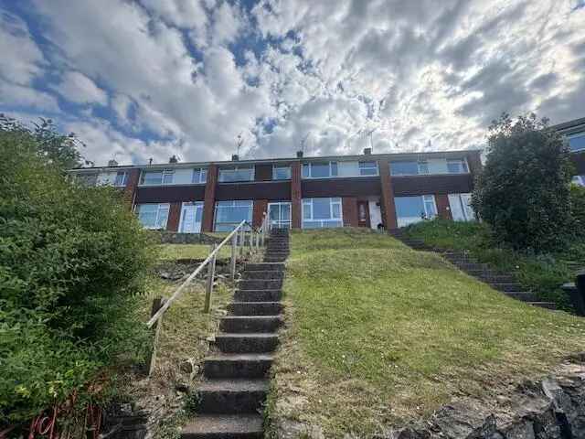 3 Bedroom Apartment for Professionals