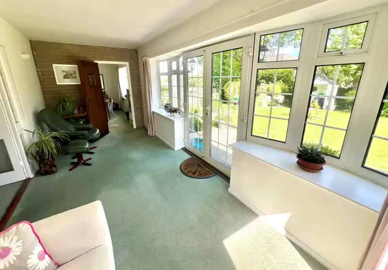 5 Bedroom Character Home with Annex Cottage Huddersfield