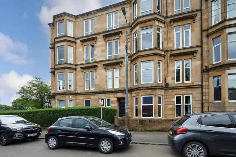 1 Bedroom Flat for Sale in Dennistoun