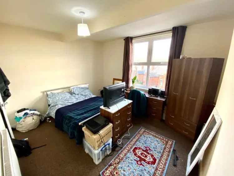 4 bedroom house share to rent