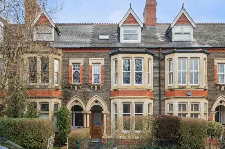 5 Bedroom Terraced House for Sale