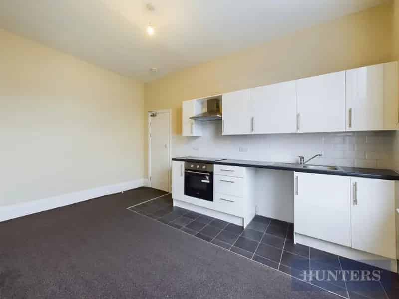 1 bedroom Flat
 For Sale 
Total Size: 333 SQ FT
