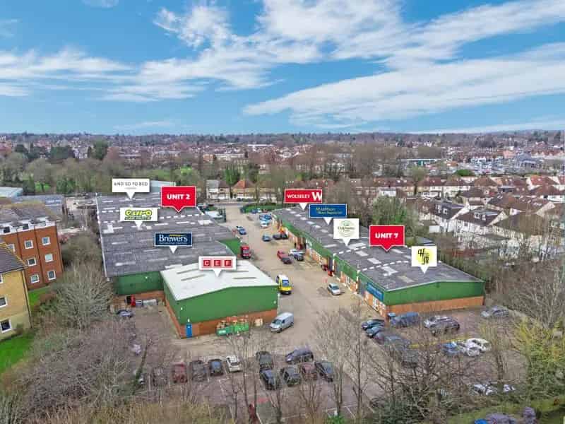 Light Industrial Warehouse Units with Parking