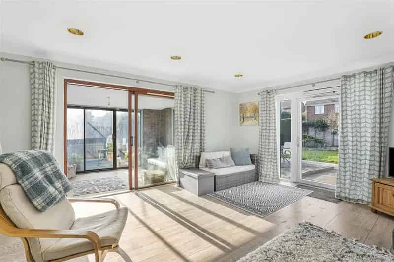3 Bedroom Semi Detached Bungalow House to Rent